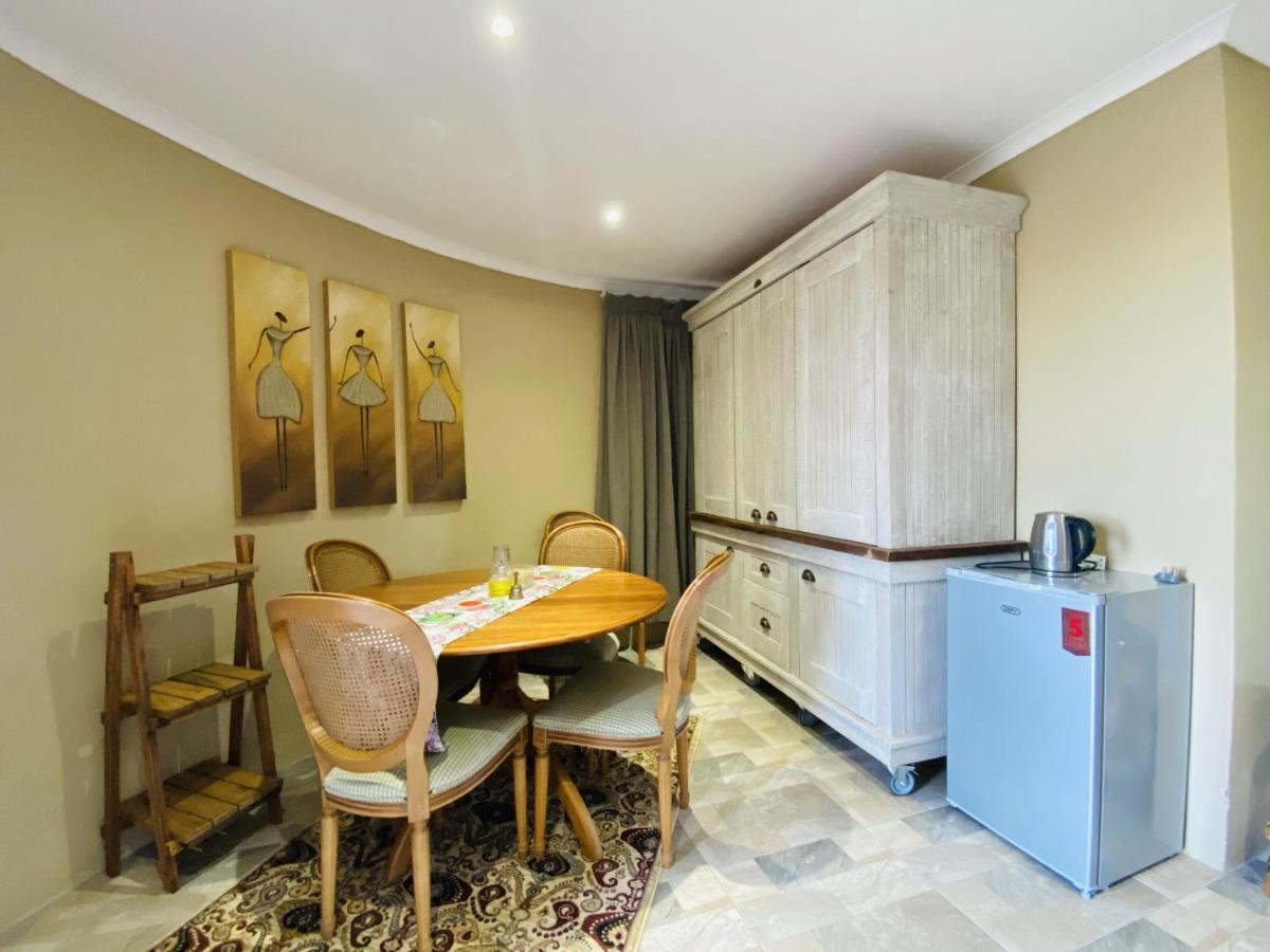 Country Lane Farm Lodge Cradock Luaran gambar